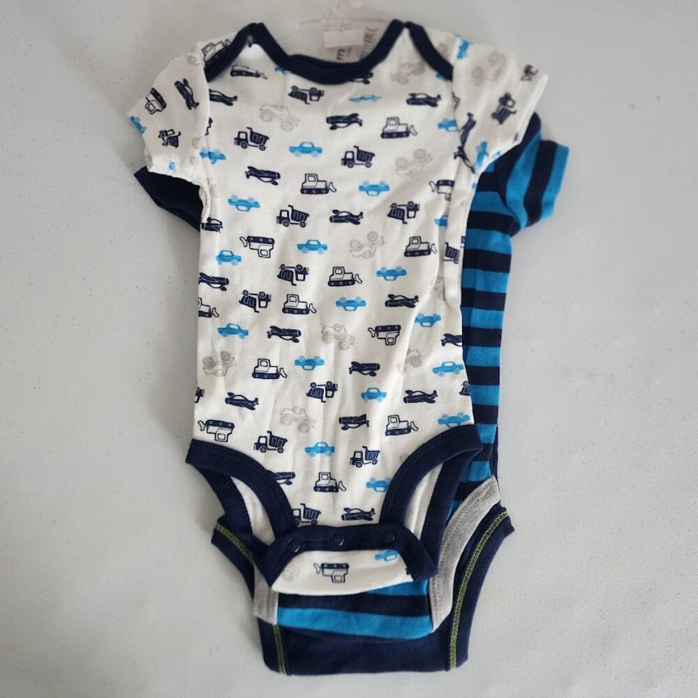 New Child Of Mine By Carter’s 3 Pack Baby Boy Bodysuits Size: Preemie. - Picture 2 of 4